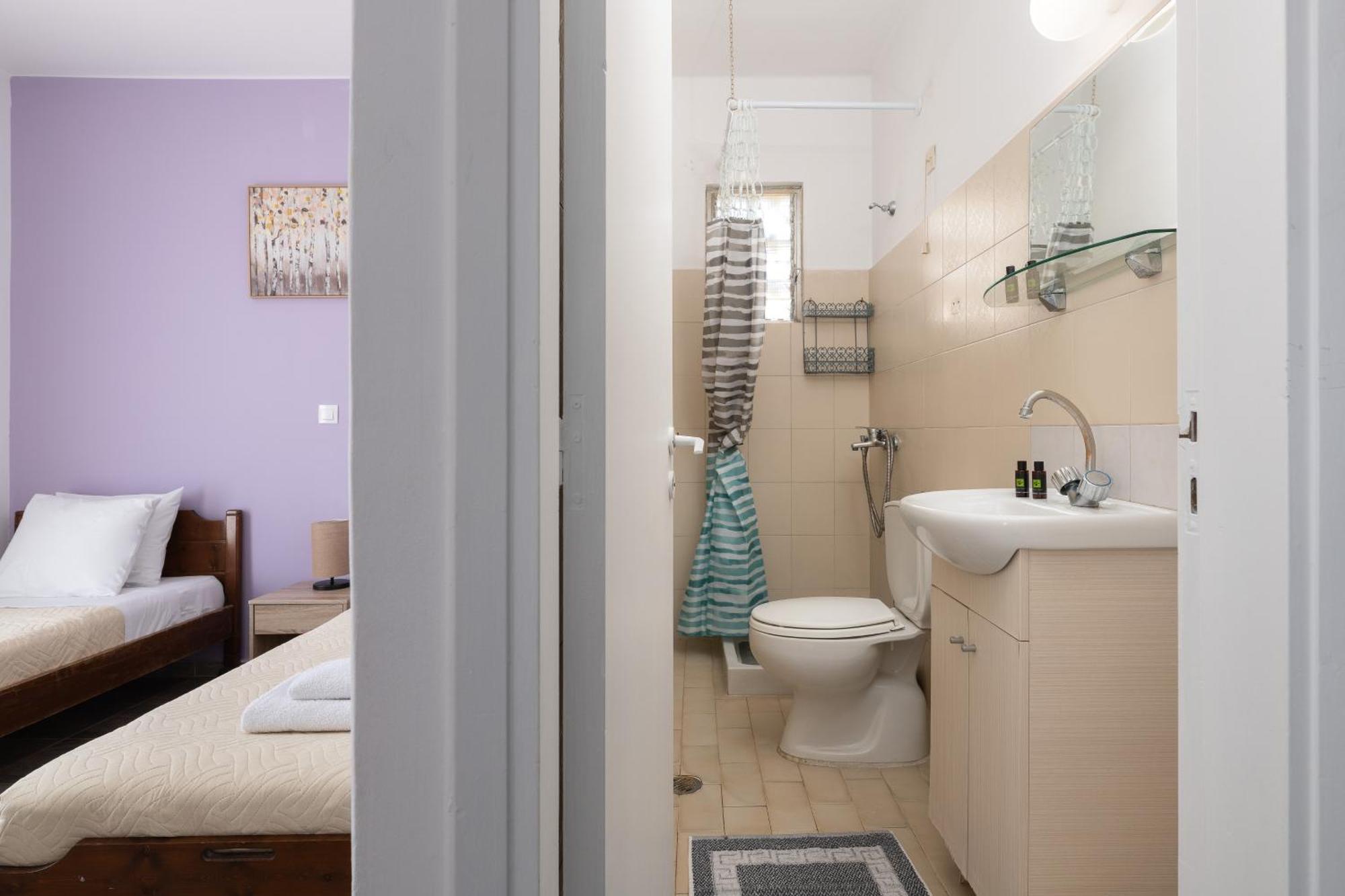 Amethyst Apartment